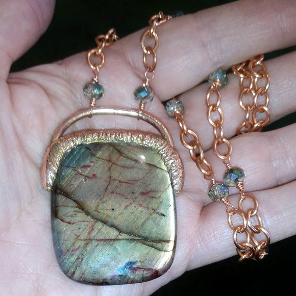 GORGEOUS RARE Spectrolite Labradorite - Picture 2 of 5